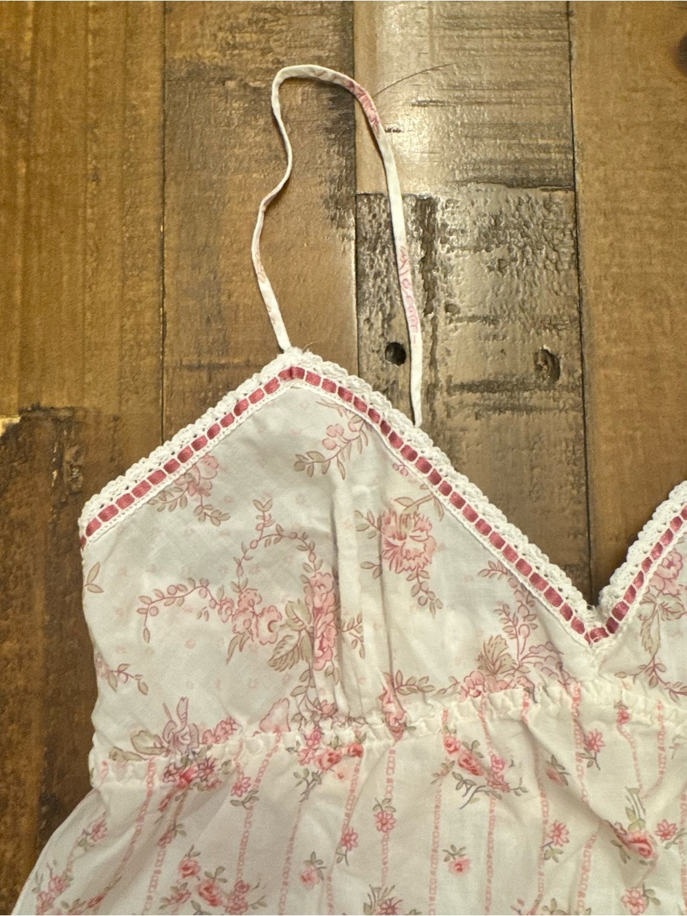 Victoria's Secret Pink & White Floral Lace-Trim Camisole - Picture 3 of 7